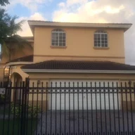 Casa a la venta en 1533 SW 154th Path, Miami FL 33194