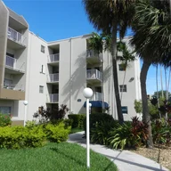 Apartamento a la venta en 7787 SW 86 St # 411, Miami FL 33143