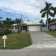 Casa a la venta en 345 NE 152nd St, Miami FL 33162