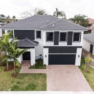 Casa a la venta en 4420 SW 159th Path, Miami FL 33185