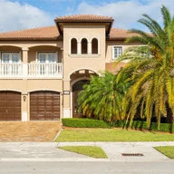 Casa a la venta en 696 NW 127th Ct, Miami FL 33182