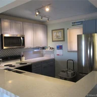 Apartamento a la venta en 7915 Camino Real # 401, Miami FL 33143