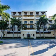Apartamento a la venta en 8430 SW 8th St # 203B, Miami FL 33144