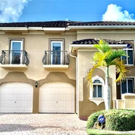 Casa a la venta en 15667 SW 14th St, Miami FL 33194