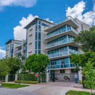 Apartamento a la venta en 1090 NW N River Dr # 403, Miami FL 33136