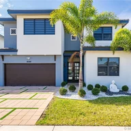 Casa a la venta en 16044 NW 89th Ct, Miami Lakes FL 33018