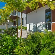 Apartamento a la venta en 529 SW 11th STREET # 101, Miami FL 33129