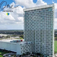 Apartamento a la venta en 2000 Metropica Way # 201, Sunrise FL 33323