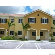 Casa a la venta en 1661 SE 30th St, Homestead FL 33035