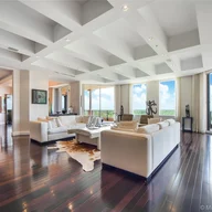 Apartamento a la venta en 13621 Deering Bay Dr # 1103, Coral Gables FL 33158