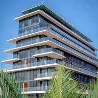 Apartamento a la venta en 8955 Collins Ave # 601, Surfside FL 33154