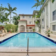 Apartamento a la venta en 45 Antilla Ave # 2E, Coral Gables FL 33134