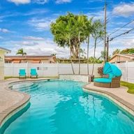 Casa a la venta en 718 NW 9th Ave, Dania Beach FL 33004