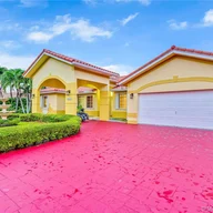 Casa a la venta en 12475 NW 6th St, Miami FL 33182