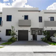 Casa a la venta en 536 SW 91st Pl, Miami FL 33174