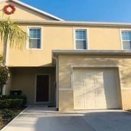 Casa a la venta en 332 Arbor Lakes Dr, Davenport FL 33896