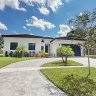 Casa a la venta en 4030 Edgewood Dr, Coconut Creek FL 33066