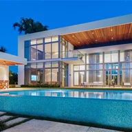 Casa a la venta en 6396 N Bay Rd, Miami Beach FL 33141
