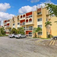Apartamento a la venta en 7840 Camino Real # 206, Miami FL 33143
