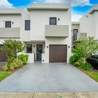 Casa a la venta en 491 SW 91st Pl, Miami FL 33174