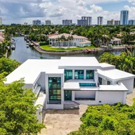 Casa a la venta en 921 Diplomat Pkwy, Hollywood FL 33019