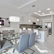 Casa a la venta en 5175 NW 85th Ave # 5175, Doral FL 33166