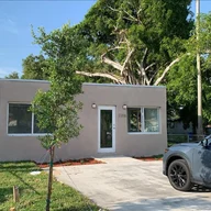 Casa a la venta en 2202 Simms St, Hollywood FL 33020