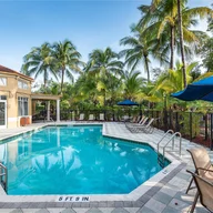 Apartamento a la venta en 771 N Pine Island Rd # 203, Plantation FL 33324