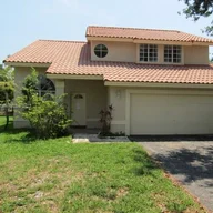 Casa a la venta en 3540 NW 121st Ave, Sunrise FL 33323