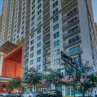 Apartamento a la venta en 133 NE 2nd Ave # 1107, Miami FL 33132