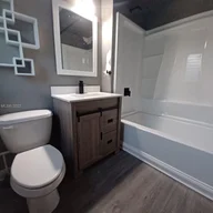 Apartamento a la renta en 2822 Pine Tree Dr # 4A, Miami Beach FL 33140