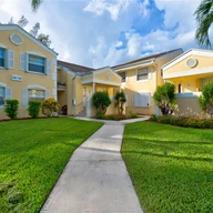 Apartamento a la venta en 2243 SE 27th Dr # D, Homestead FL 33035
