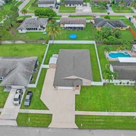 Casa a la venta en 182 Cordoba Cir, Royal Palm Beach FL 33411