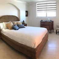 Apartamento a la renta en 9273 Collins Ave # 706, Surfside FL 33154