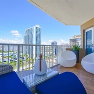 Apartamento a la renta en 1950 S Ocean Dr # 11E, Hallandale Beach FL 33009