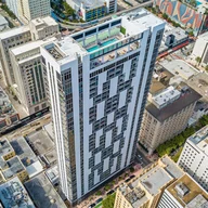 Apartamento a la venta en 151 SE 1st St # 3101, Miami FL 33131