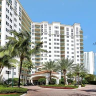 Apartamento a la renta en 19900 E Country Club Dr, Aventura FL 33180