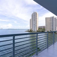 Apartamento a la renta en 335 S Biscayne Blvd # 612, Miami FL 33131