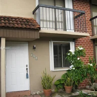 Casa a la renta en 1921 SW 107th Ave # 504, Miami FL 33165