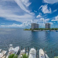 Apartamento a la venta en 1700 S Bayshore Lane # 6A, Miami FL 33133