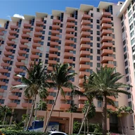 Apartamento a la renta en 2899 Collins Ave # 1545, Miami Beach FL 33140