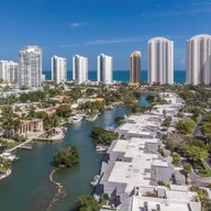 Casa a la renta en 335 Poinciana Dr # 1005, Sunny Isles Beach FL 33160