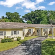 Home for sale in 4311 University Dr, Coral Gables FL 33146