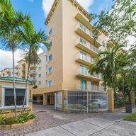 Apartamento a la renta en 2415 NW 16th St Rd # 1, Miami FL 33125