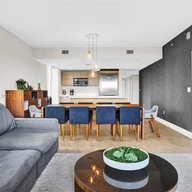 Apartamento a la renta en 16385 Biscayne Blvd # 421, North Miami Beach FL 33160