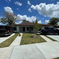 Apartamento a la renta en 10139 W Hibiscus Street # 10139, Miami FL 33157