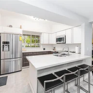 Casa a la renta en 1960 NW 4th Ave # 42, Miami FL 33136