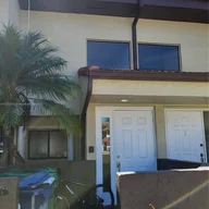 Apartamento a la venta en 9623 SW 138th Ave, Miami FL 33186
