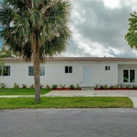 Casa a la renta en 312 Phippen Waiters Rd, Dania Beach FL 33004