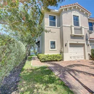 Casa a la venta en 3390 NW 11th Ave # 3390, Pompano Beach FL 33064